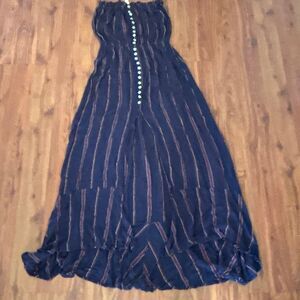 Elan navy pinstriped strapless gauze peasant maxi dress size S resort wear